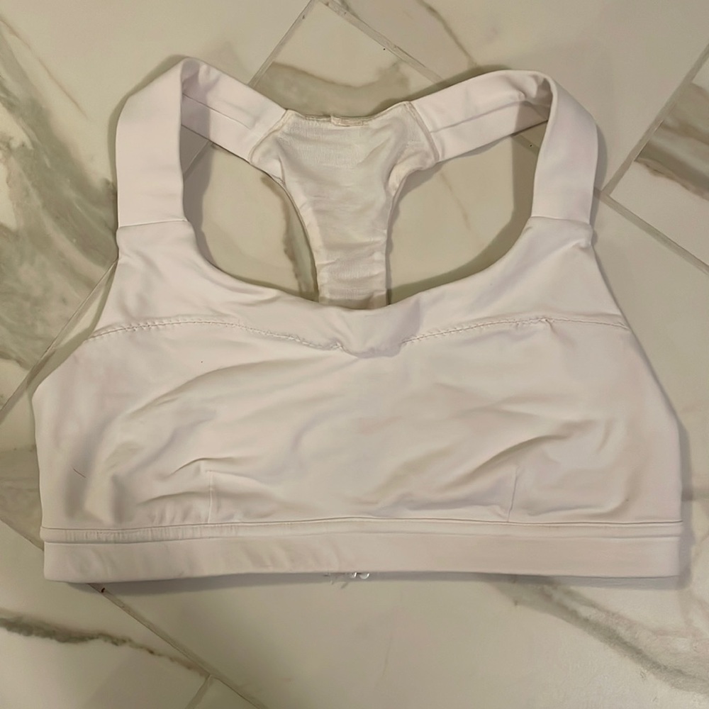 Lululemon Sports bra. Size 4